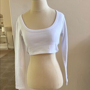 Zara white long sleeved baby-rib cropped t-shirt. Large
Like new.